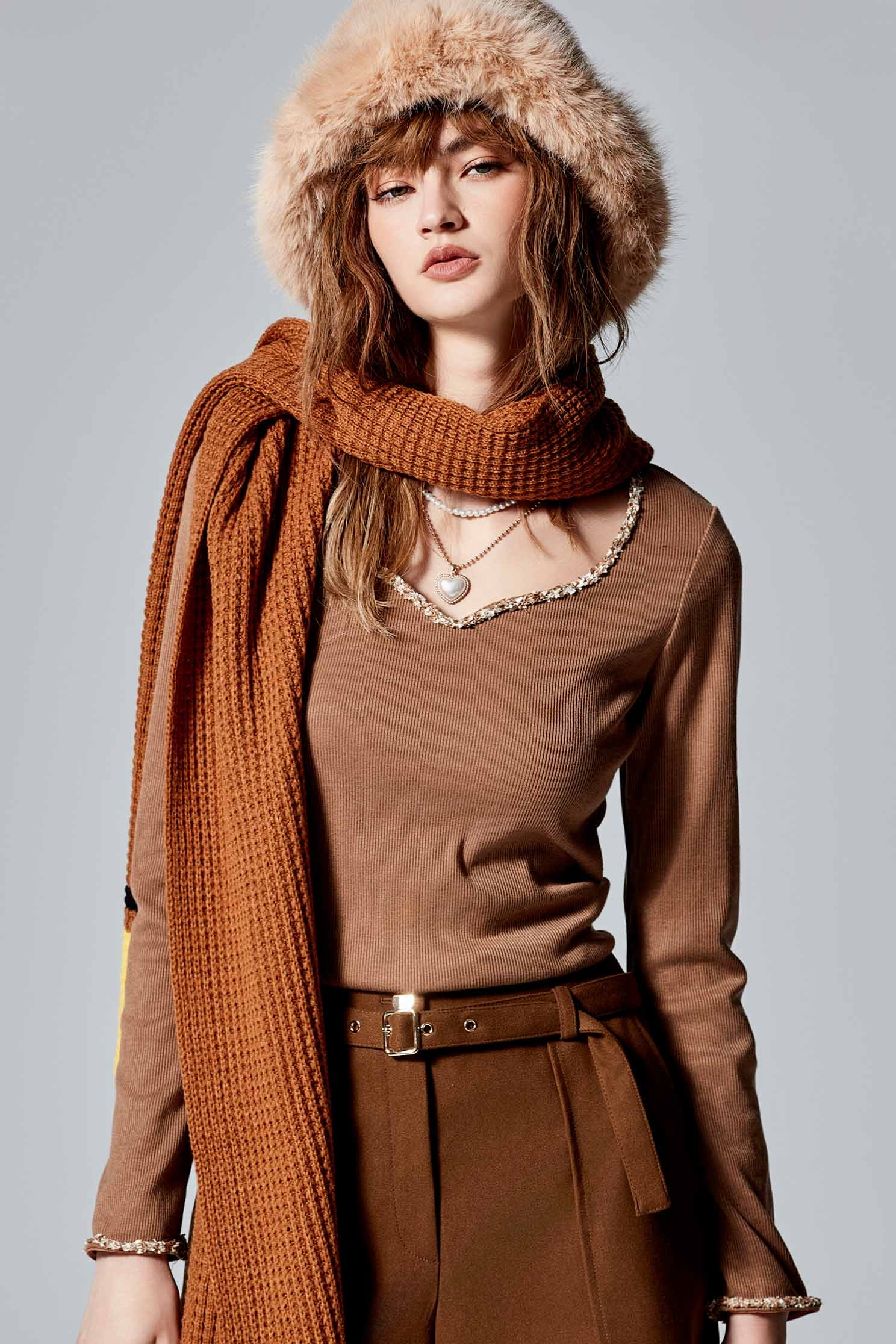 PAIN OR PLEASURE★韓国★人気★LUCY SCARF TWEED JACKET/追跡付 Contrast Stripe Tweed Jacket | iROO Online Shop | Dress Up